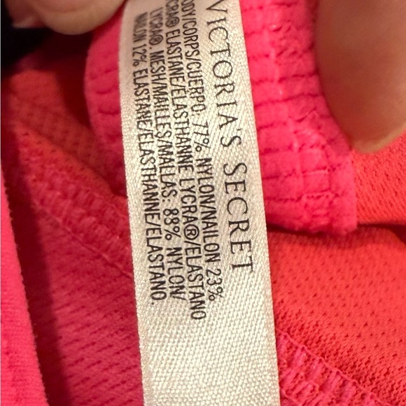 Victoria’s Secret VSX Vibrant Sports Bras Mesh Ventilation Activewear Sporty - Picture 7 of 13